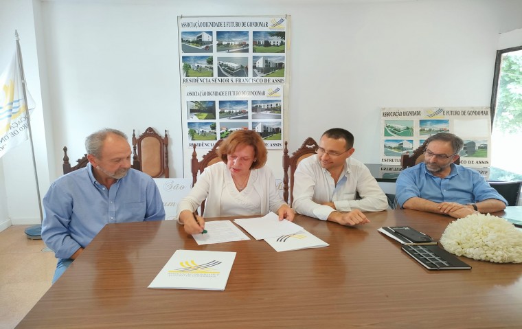 Outorga do Contrato - Construção do Lar São Francisco de Assis